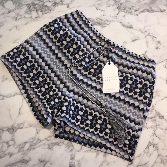English Factory Pants - Womens Shorts Blue & Cream Print Lined Sz Small